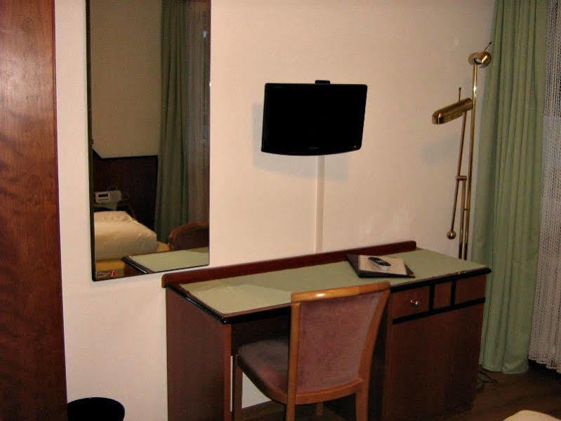 Hotel Restaurant Baeren Фройденщат Екстериор снимка